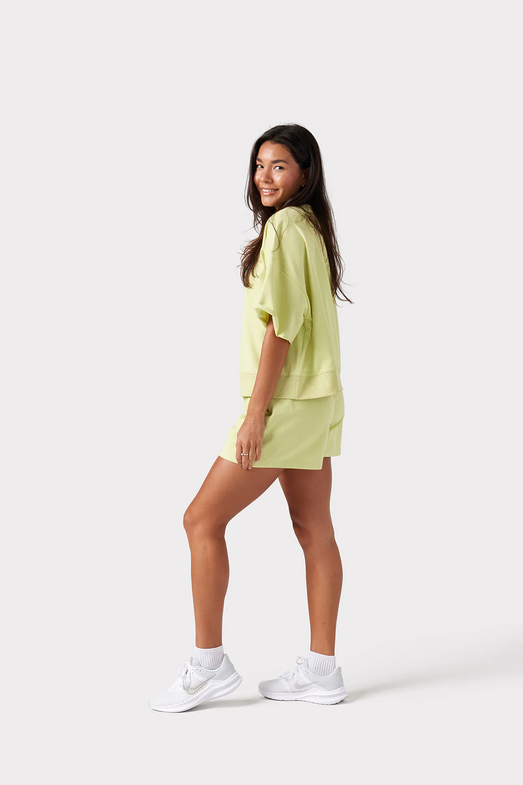EVERYDAY SWEATSHORT CITRON - Image 3