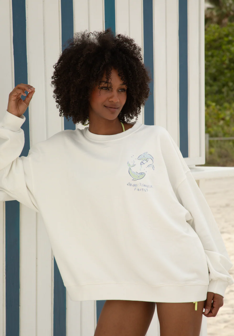 SHARKYS SANDBAR CREWNECK - Image 3